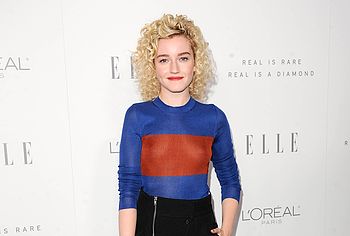 Julia Garner Nude