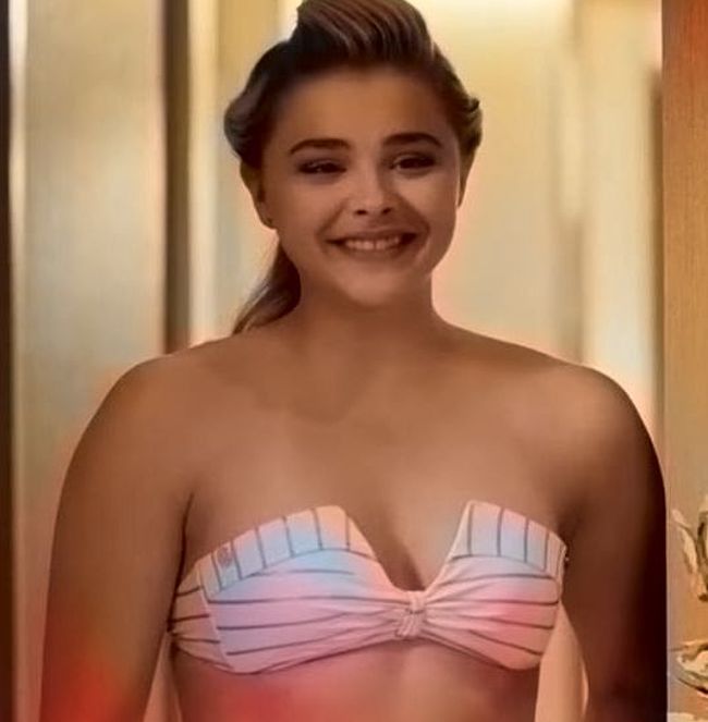 Chloe Grace Moretz Nude