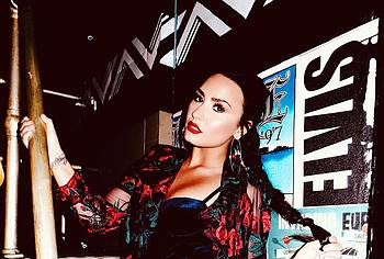Demi Lovato Nude