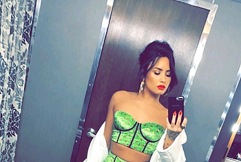 Demi Lovato Nude