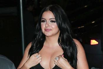 Ariel Winter Nude