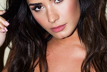 Demi Lovato Nude