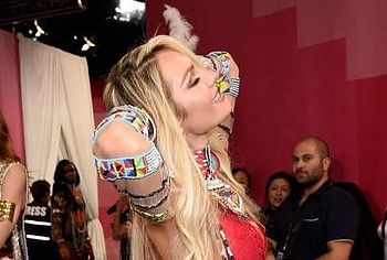 Nude Celebrity Model