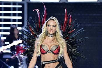 Nude Celebrity Model