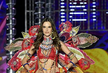 Nude Celebrity Model