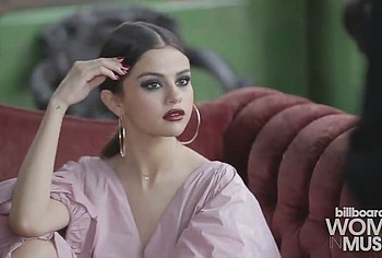 Selena Gomez Nude