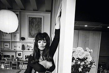 Rihanna Nude