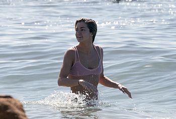 Lindsay Arnold Cusick Nude