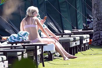 Lindsay Arnold Cusick Nude