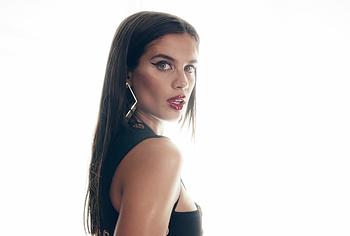 Sara Sampaio Nude