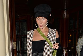 Bella Hadid Nude