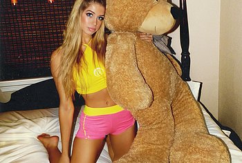 Allie DeBerry Nude