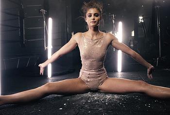 Taylor Marie Hill Nude