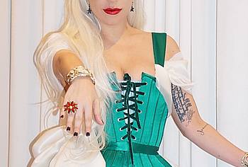 Lady Gaga Nude