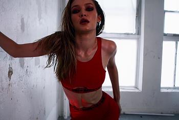 Gigi Hadid Nude