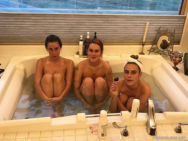 Tallulah Willis Nude