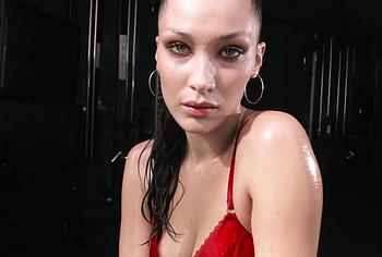 Bella Hadid Nude