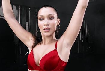 Bella Hadid Nude