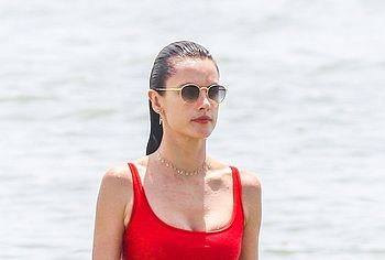 Alessandra Ambrosio Nude