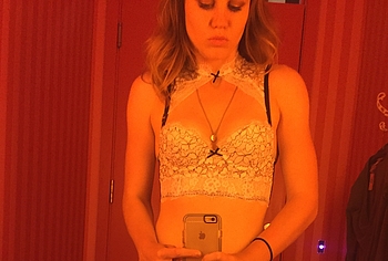 Mackenzie Lintz Nude