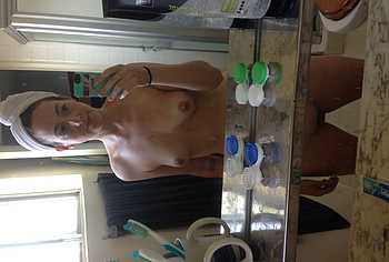 Sarah Schneider Thefappening Nude