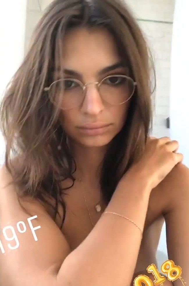 Emily Ratajkowski Nude