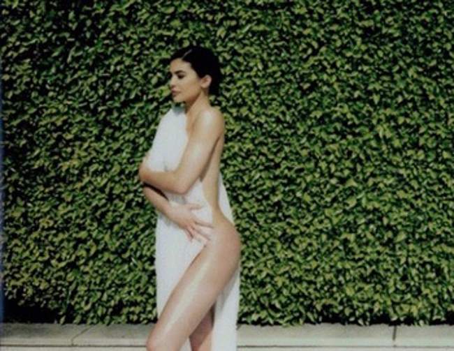 Kylie Jenner Nude