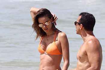 Alessandra Ambrosio Nude