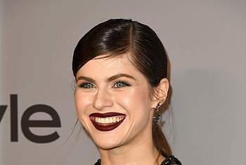 Alexandra Daddario Nude