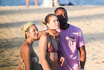 Candice Swanepoel & Doutzen Kroes Nude