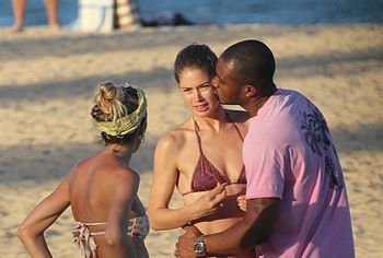 Candice Swanepoel & Doutzen Kroes Nude