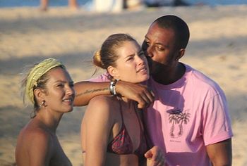 Candice Swanepoel & Doutzen Kroes Nude