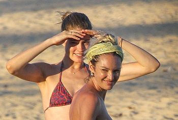 Candice Swanepoel & Doutzen Kroes Nude