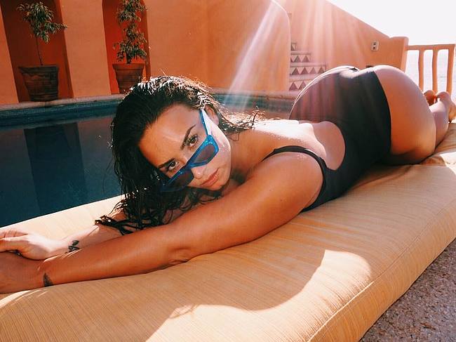 Demi Lovato Nude