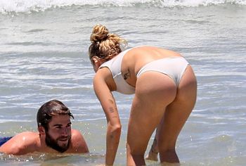 Miley Cyrus Nude