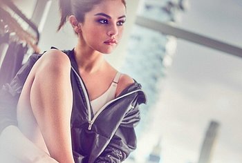 Selena Gomez Nude