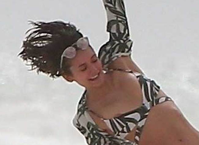 Nina Dobrev Nude