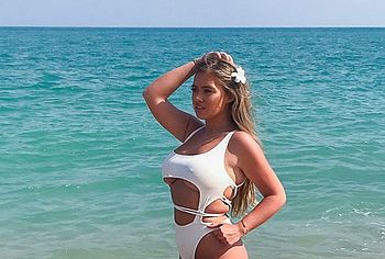 Tyne-Lexy Clarson Nude