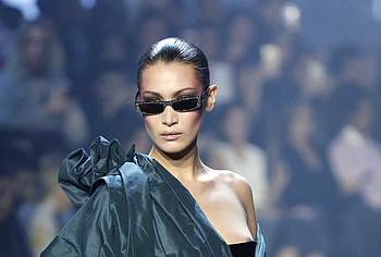 Bella Hadid Nude Celebrity