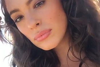 Ashley Graham Nude Celebrities