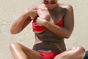 Noni Janur naked leaked sex tape