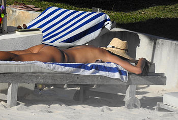 Alessandra Ambrosio nude leaked celebrity