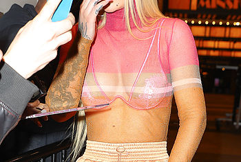 Iggy Azalea nude leaked celebs