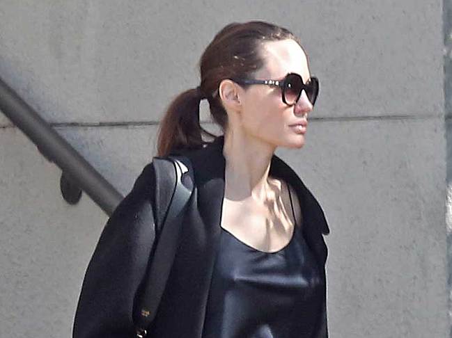 Angelina Jolie Nude leaked celebs