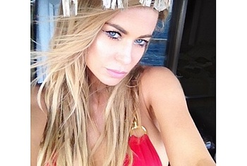 Carmen Electra Nude