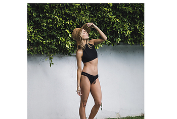 AnnaLynne McCord nude