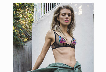 AnnaLynne McCord nude