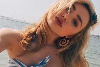 Peyton Roi List nude