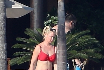 Katherine Heigl nude