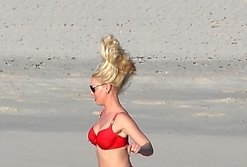 Katherine Heigl nude